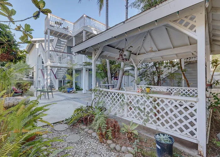 Pelican Cove Inn